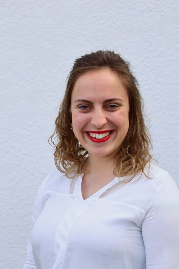 Jana Hinderer